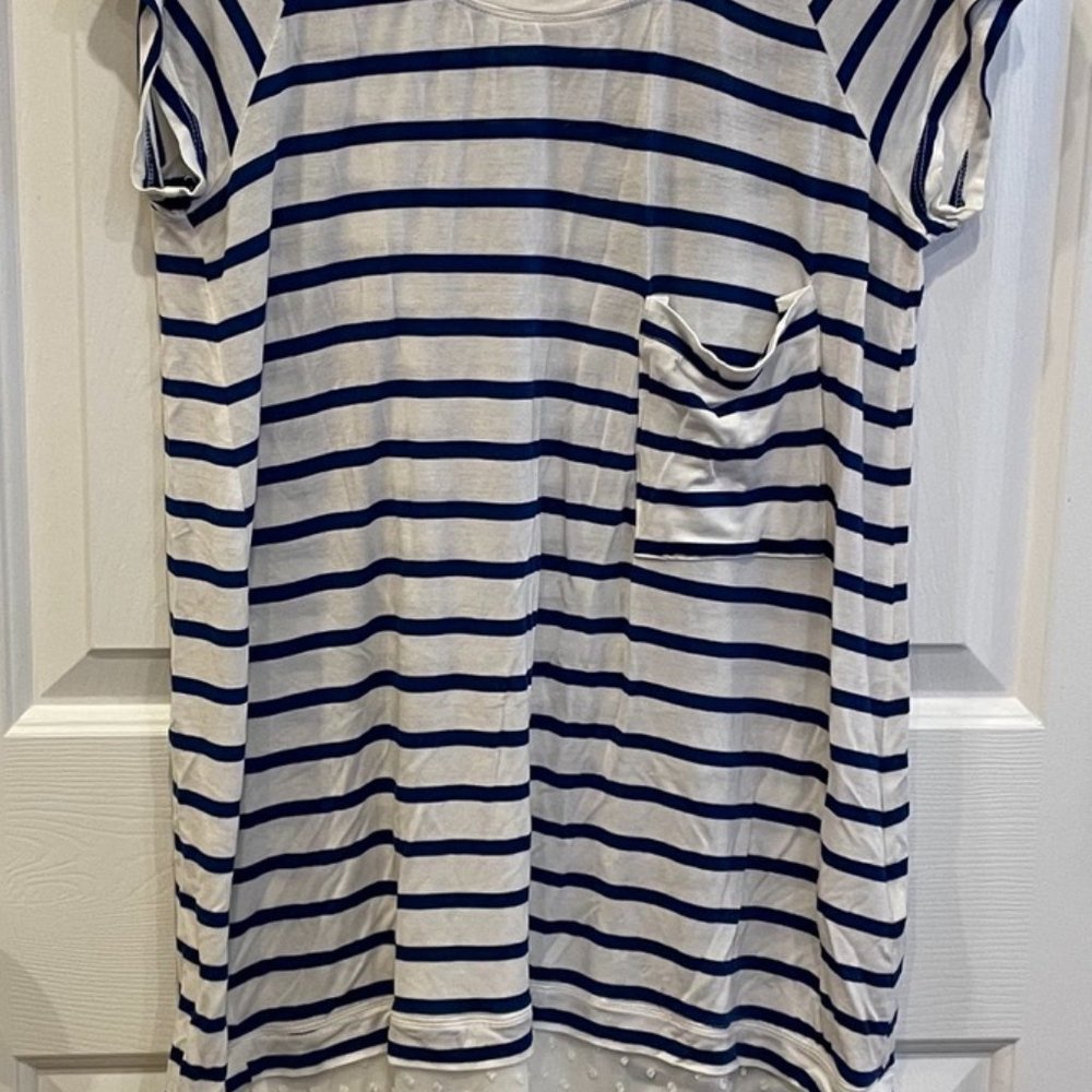 Bordeaux Top White & Blue Strip, Sz M, Sheer Trim